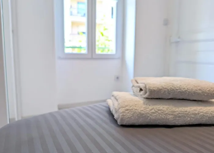 Cozy T2 - Lovely Balcony - Center - Liberation - Clim - Wifi *