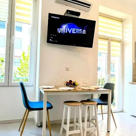 Cozy T2 - Lovely Balcony - Center - Liberation - Clim - Wifi *