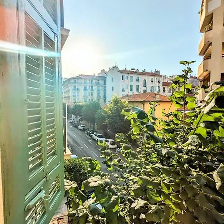 Cozy T2 - Lovely Balcony - Center - Liberation - Clim - Wifi * Nice